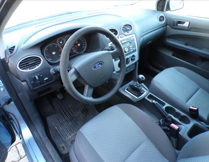 Ford Focus 14