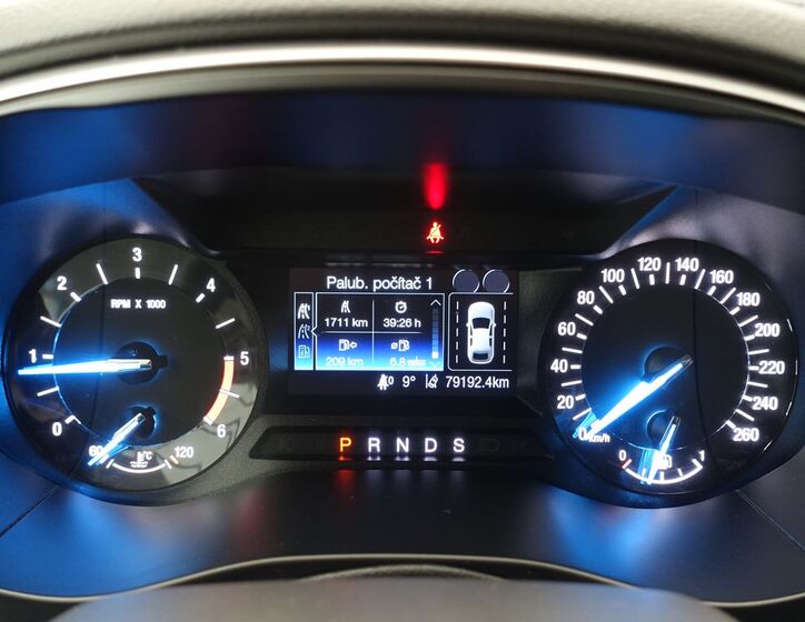 Ford Mondeo 10