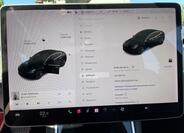 Tesla Model 3 21