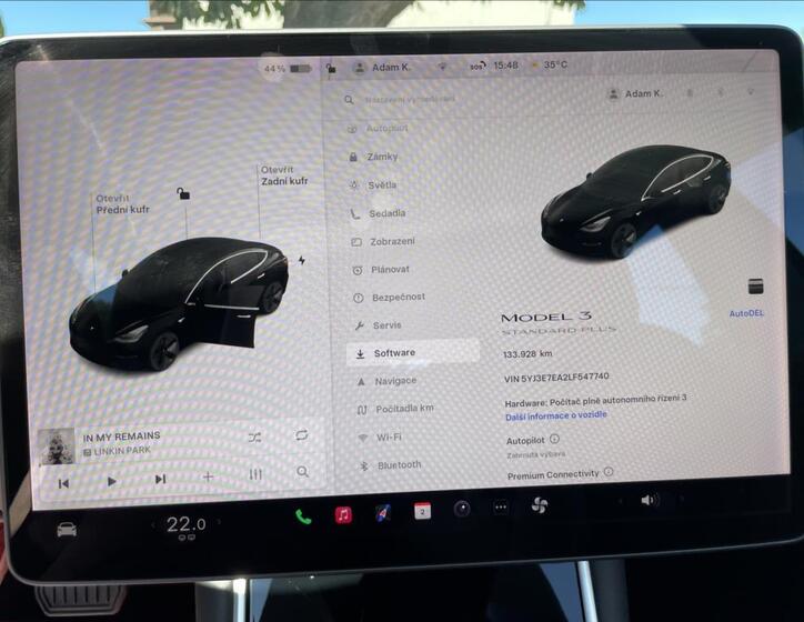 Tesla Model 3 21