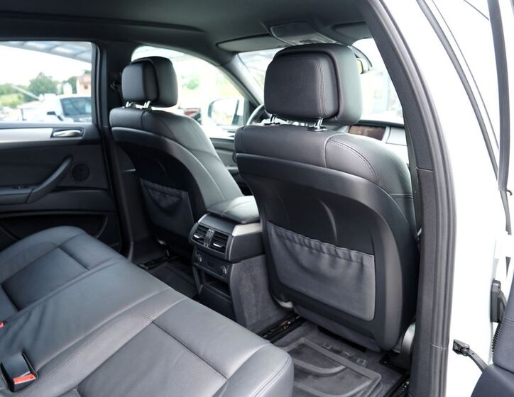 BMW X6 30