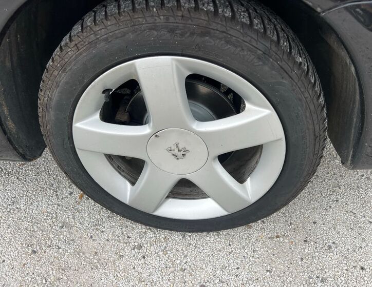 Peugeot 607 14