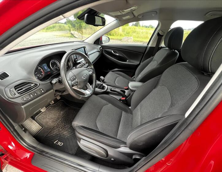 Hyundai i30 18