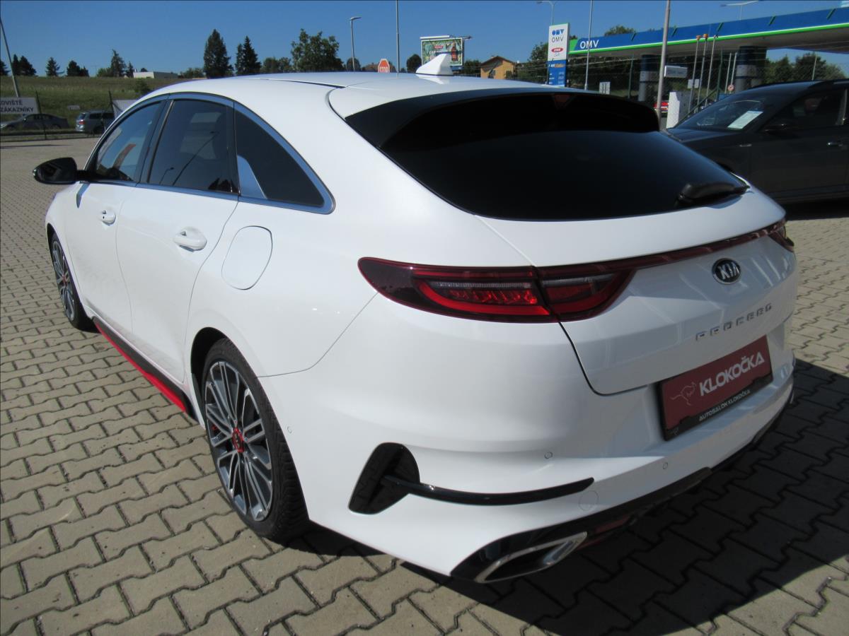 KIA ProCeed