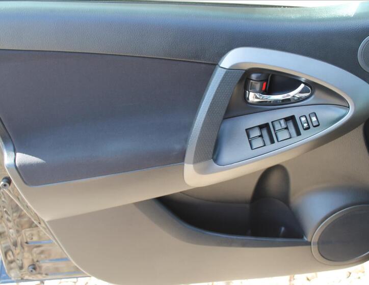 Toyota RAV4 21