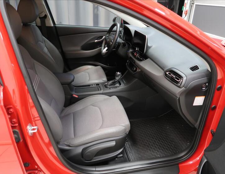 Hyundai i30 11
