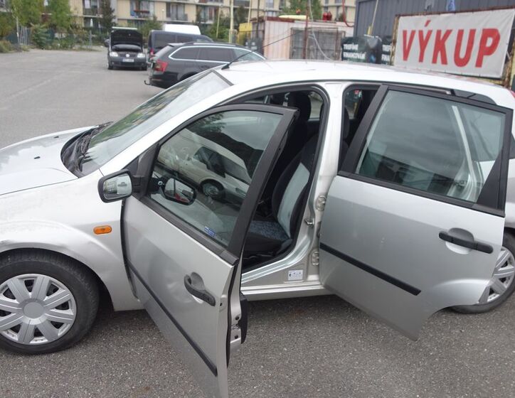 Ford Fiesta 9