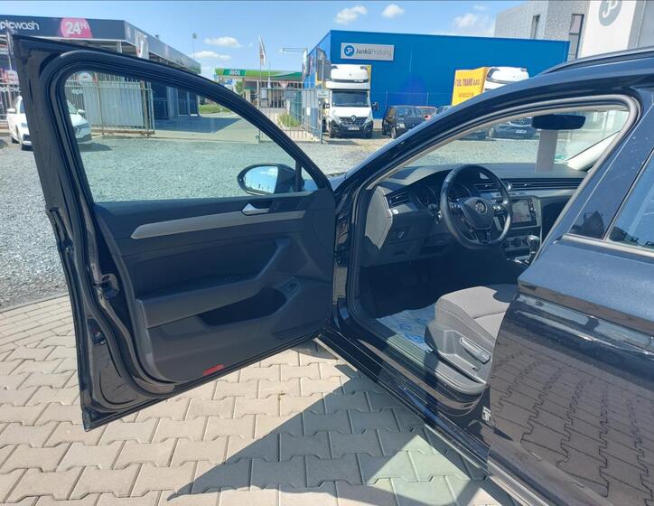 Volkswagen Passat 8