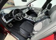 Audi Q7 5