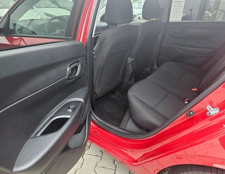 Hyundai i20 9