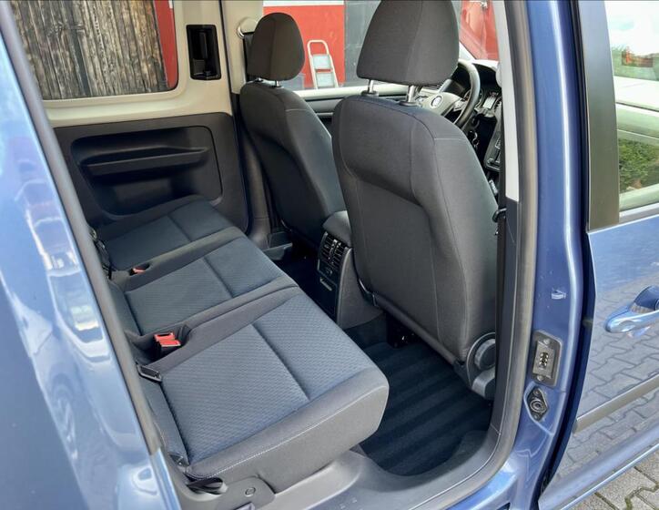 Volkswagen Caddy 17