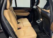 Volvo XC90 10