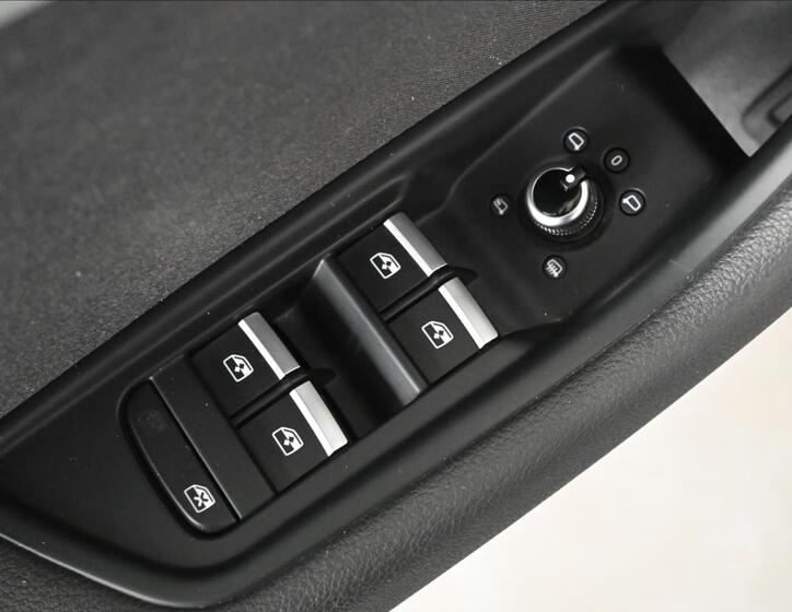 Audi A4 25