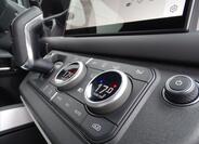 Land Rover Defender 36