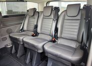 Ford Tourneo Custom 11