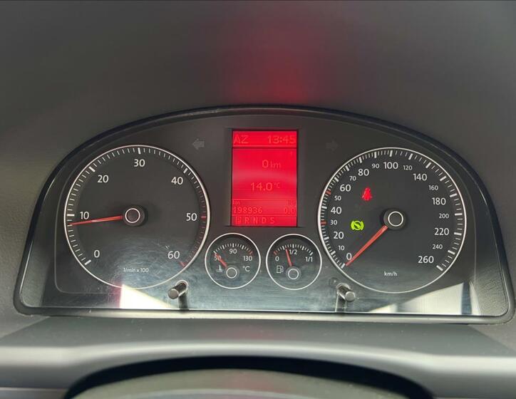 Volkswagen Touran 23