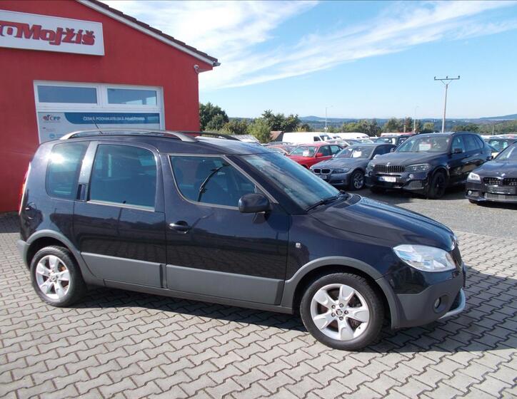 Škoda Roomster 7