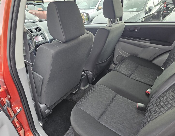Suzuki SX4 21