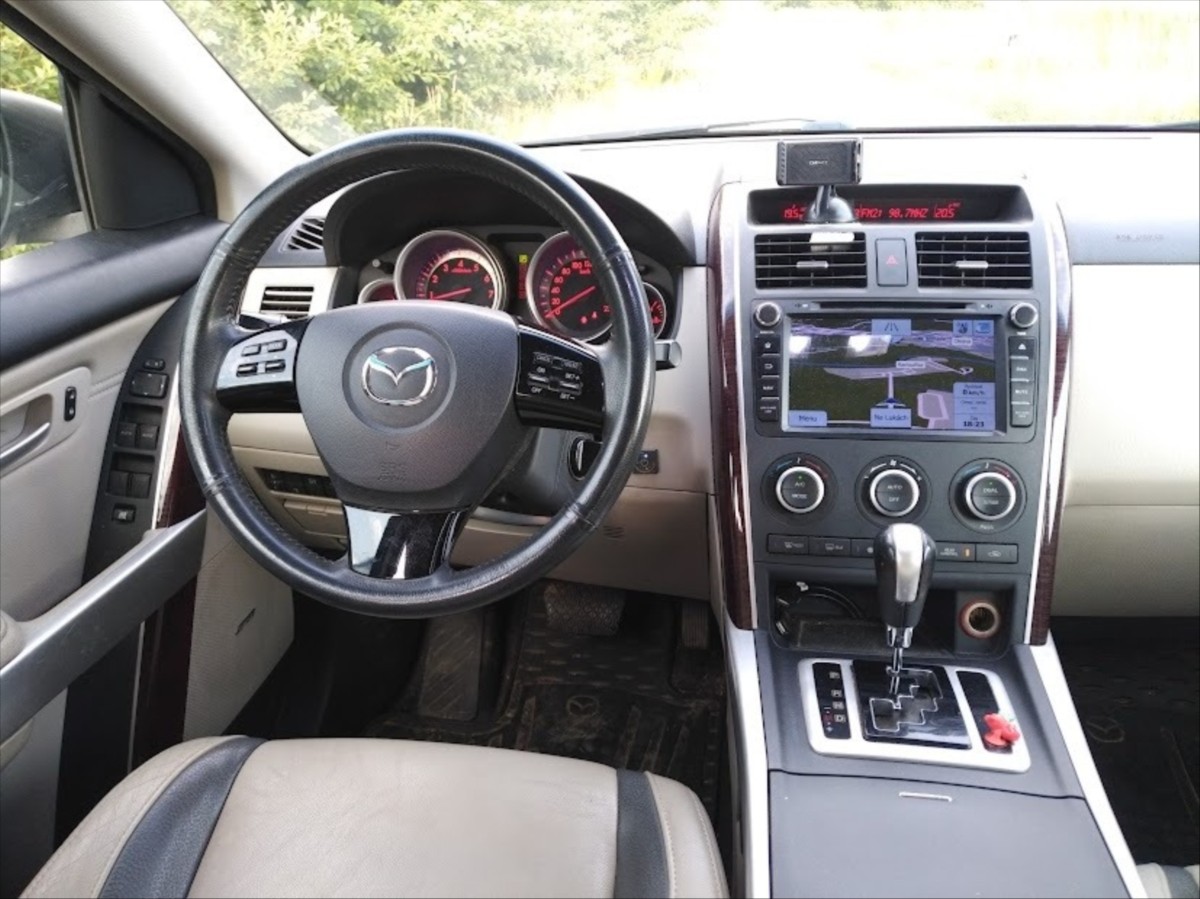 Mazda CX-9