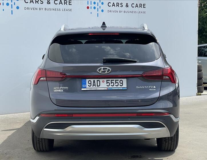 Hyundai Santa Fe 23