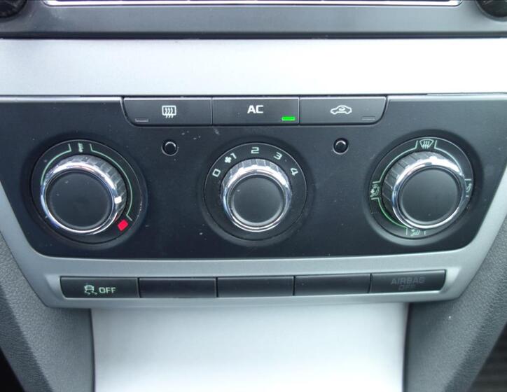 Škoda Octavia 23