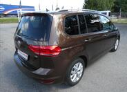 Volkswagen Touran 8