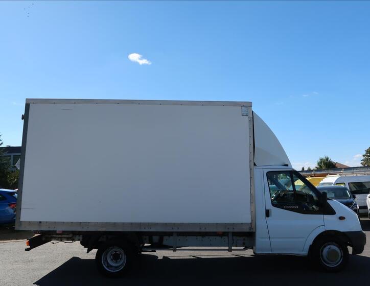 Ford Transit 5