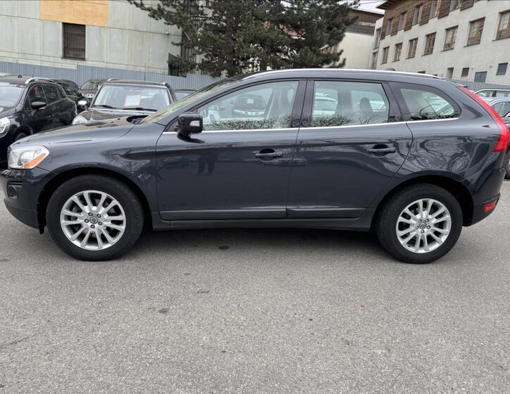Volvo XC60 5