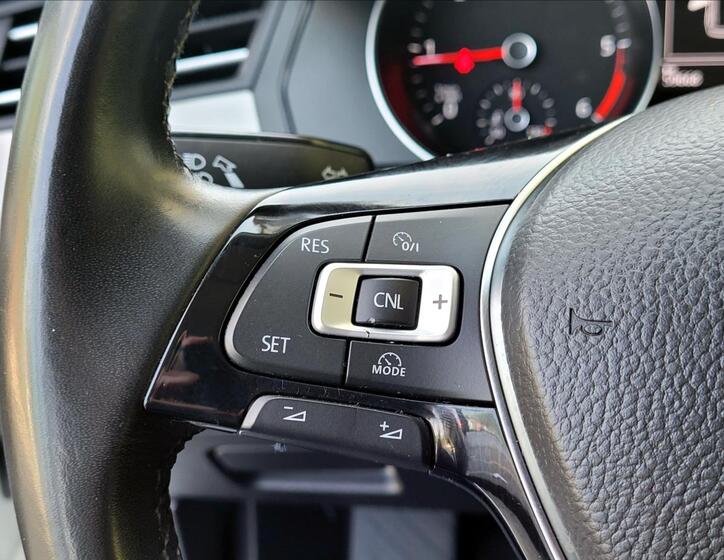 Volkswagen Passat 34