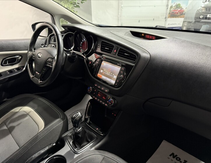 KIA Ceed 16