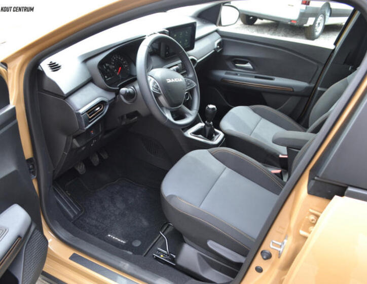 Dacia Sandero 22