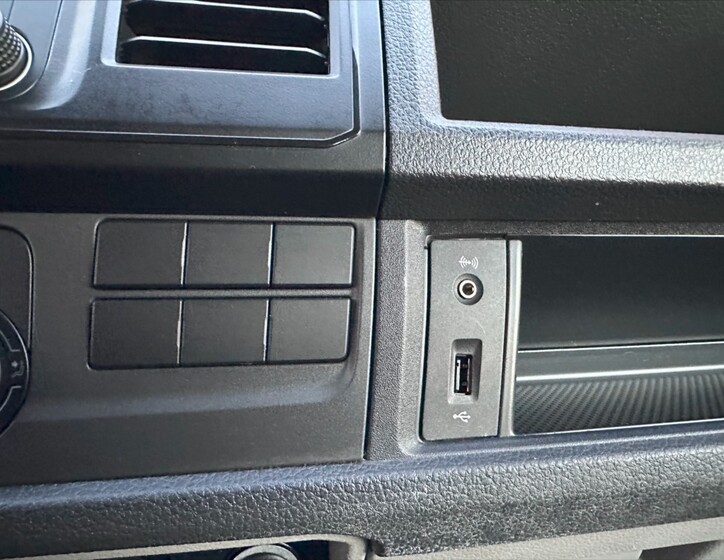 Volkswagen Transporter 25