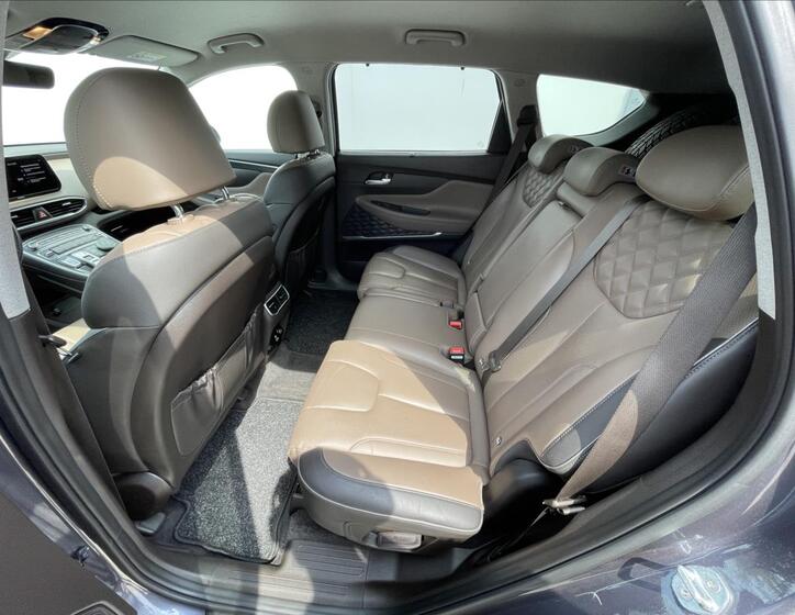 Hyundai Santa Fe 16