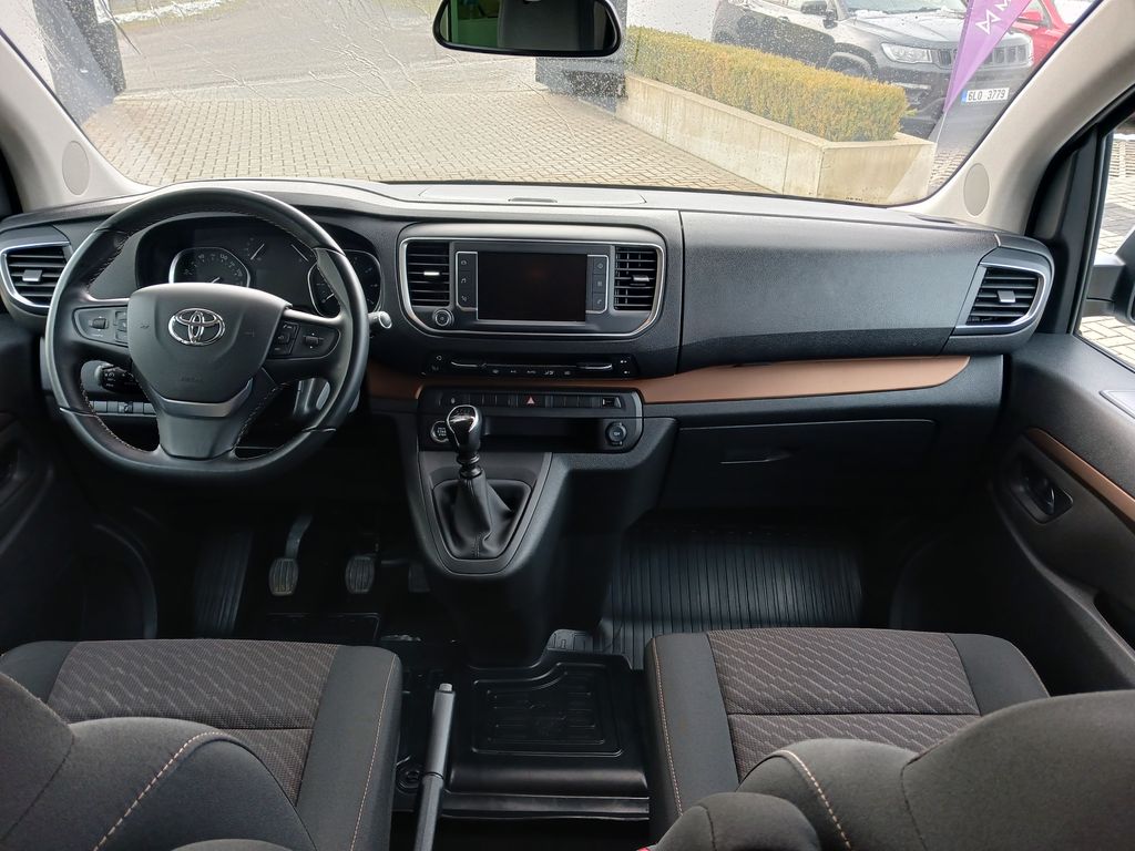 Toyota ProAce Verso