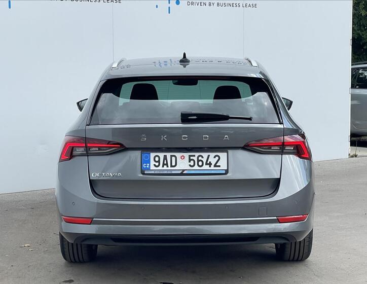 Škoda Octavia 23