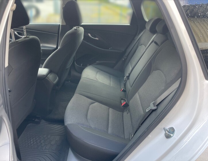 Hyundai i30 8