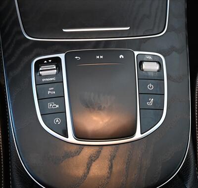 Mercedes-Benz Třídy E 24