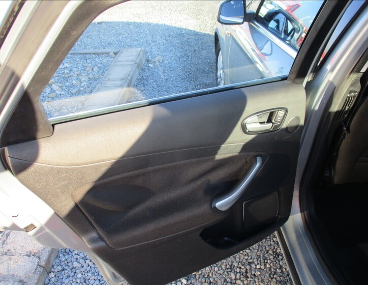 Ford Mondeo 10