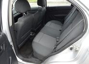 Chevrolet Aveo 10