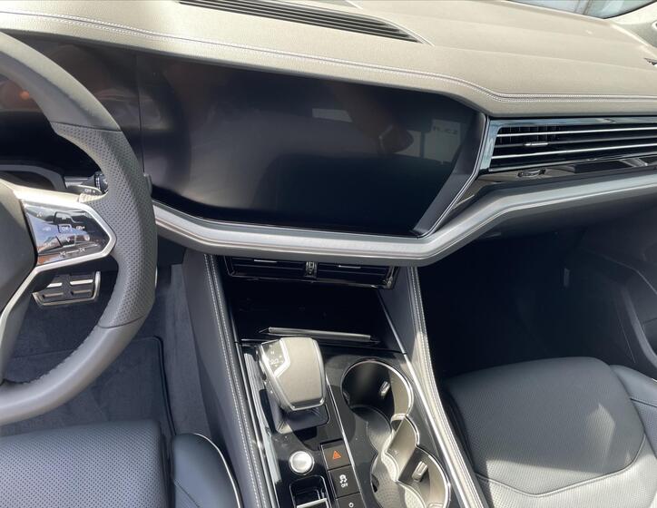 Volkswagen Touareg 14