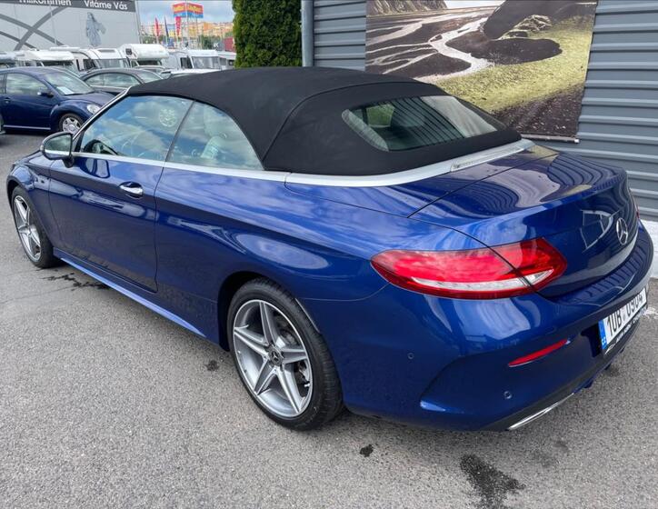 Mercedes-Benz Třídy C 12