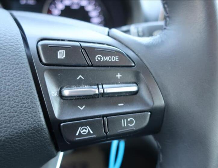 Hyundai i30 24