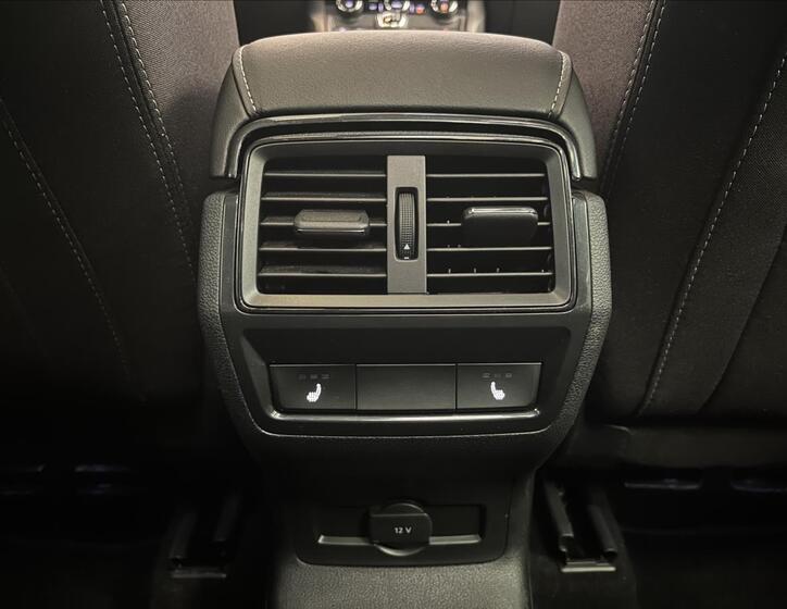 Škoda Karoq 24