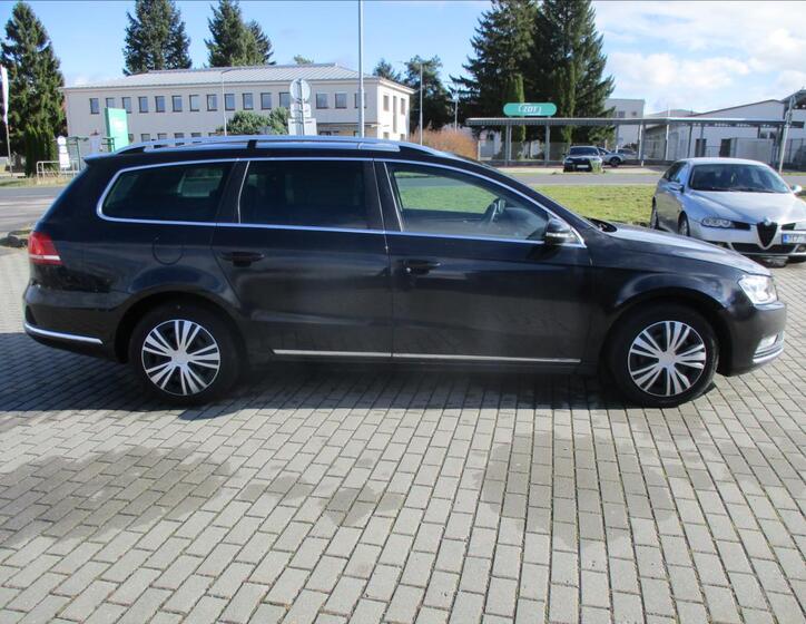 Volkswagen Passat 30