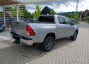 Toyota Hilux 6