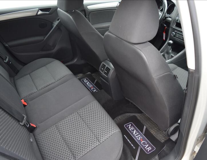 Volkswagen Golf 19