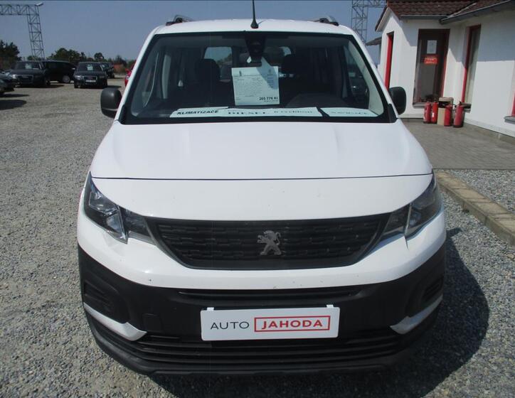 Peugeot Rifter 2