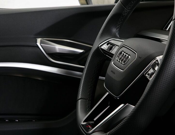 Audi e-tron 20