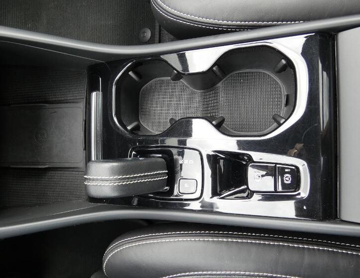 Volvo XC40 16
