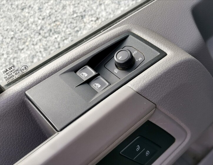 Volkswagen Crafter 12